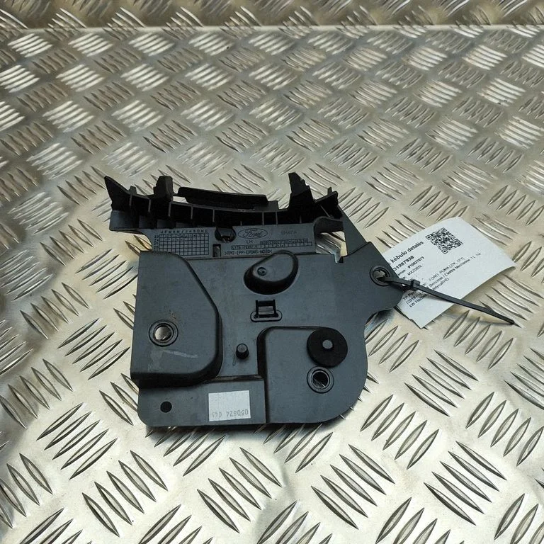 Mocowanie zderzaka tylnego L1TB17E851A