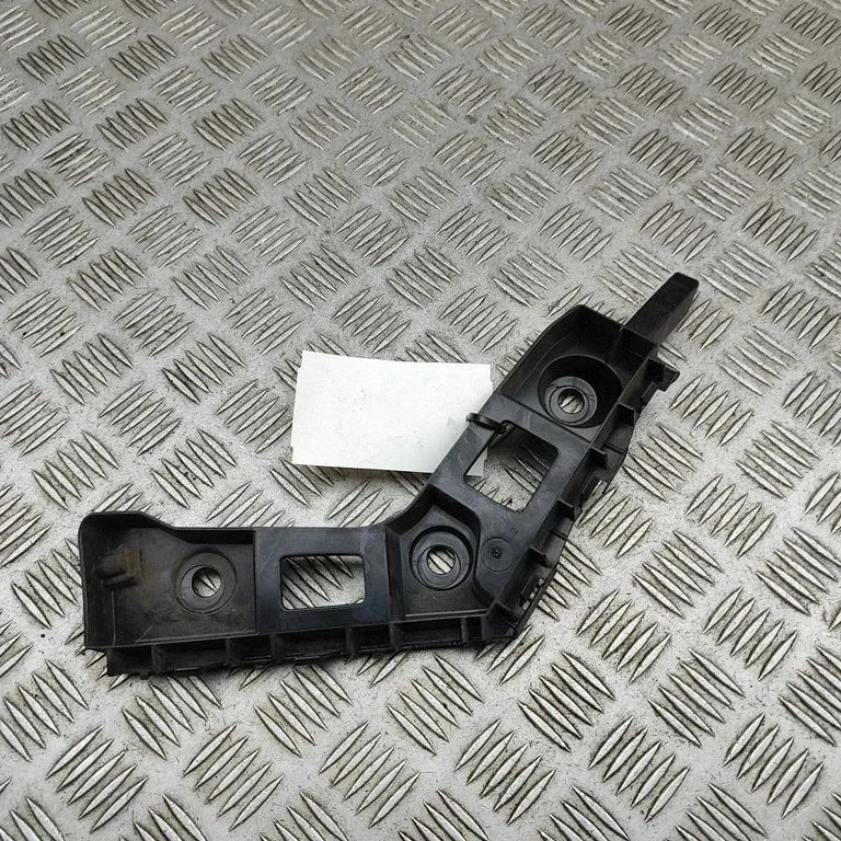 Rear bumper mounting bracket 5G6807394B