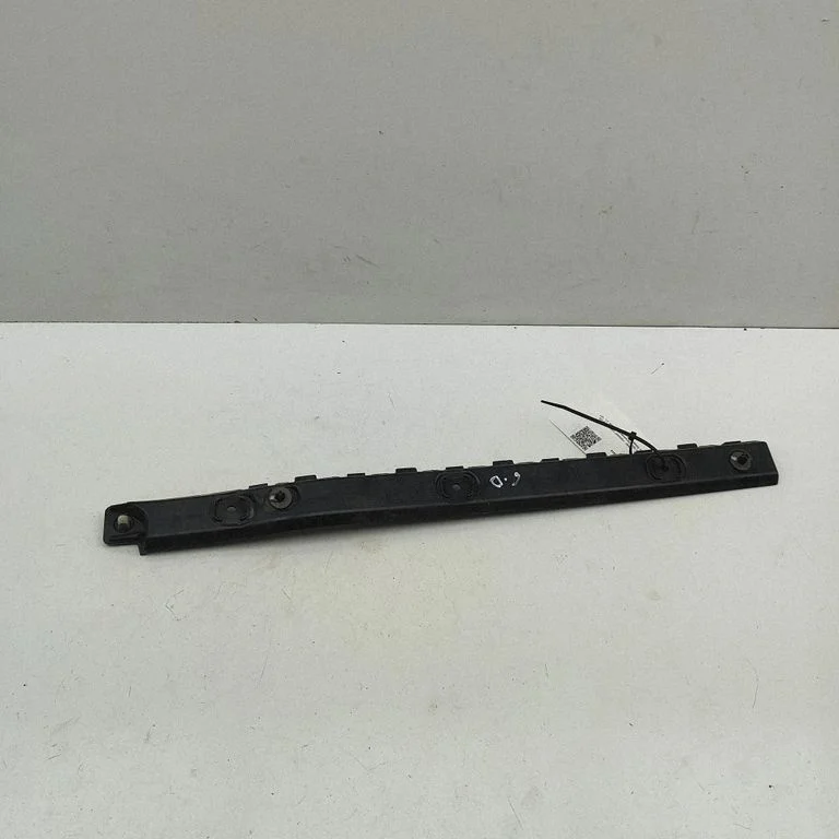 Aizmugurējā bufera turētājs BK3117A881BA