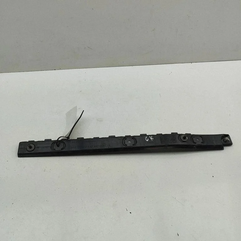 Aizmugurējā bufera turētājs BK3117A882BA