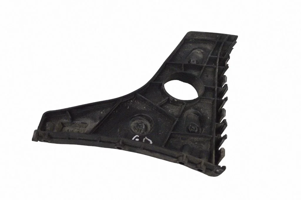 Rear bumper mounting bracket 4G8807454A