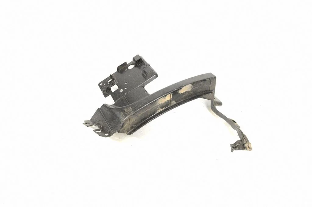 Rear bumper mounting bracket EJ3217A150AE