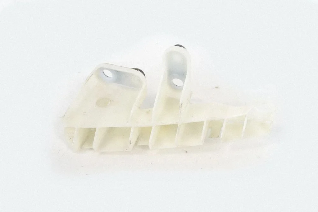 Aizmugurējā bufera turētājs NF4B5V