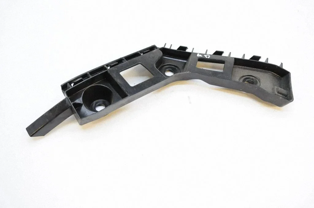 Rear bumper mounting bracket – Volkswagen e-Golf (2014-)