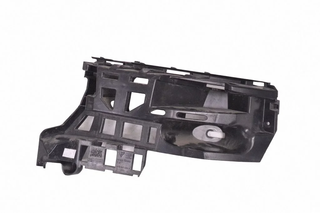 Rear bumper mounting bracket – Porsche Macan (95B) (2014-2018)