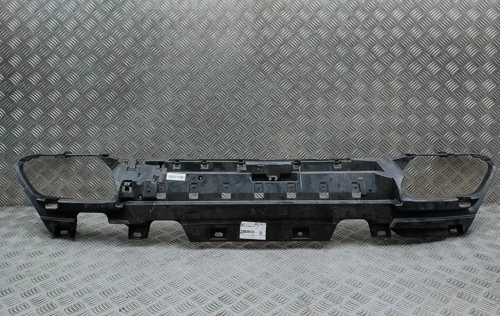 Aizmugurējā bufera turētājs 8075245