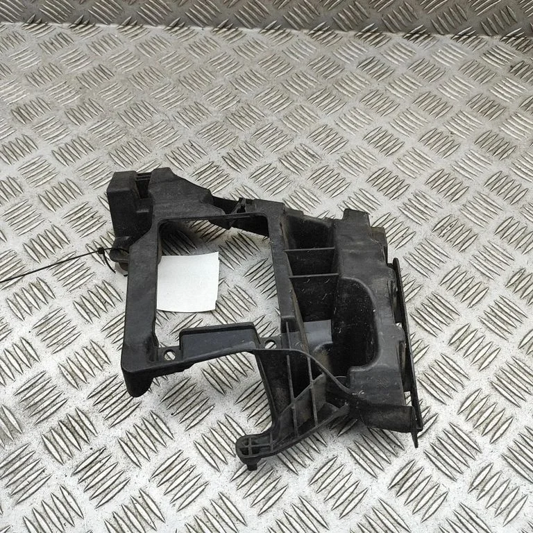 Rear bumper mounting bracket 4G9807394D