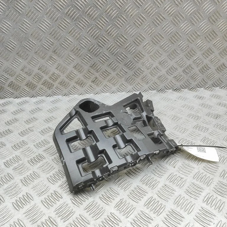 Rear bumper mounting bracket 9825854180