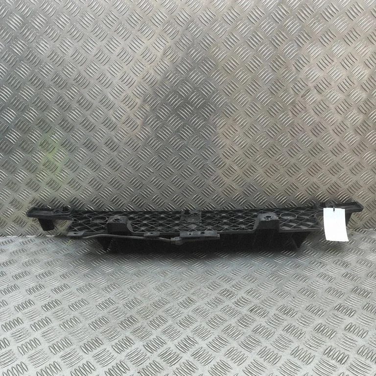 Aizmugurējā bufera turētājs 915717380
