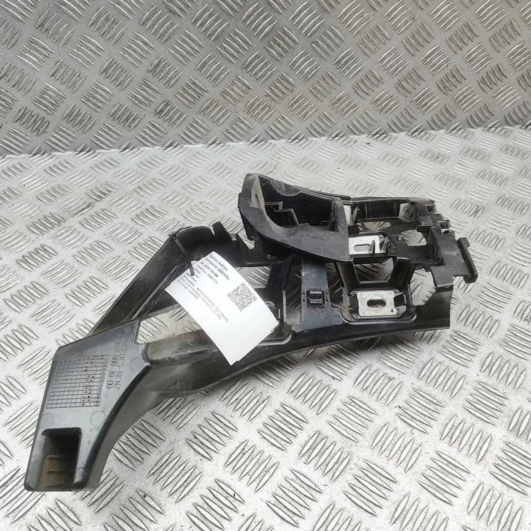 Rear bumper mounting bracket A1678803900