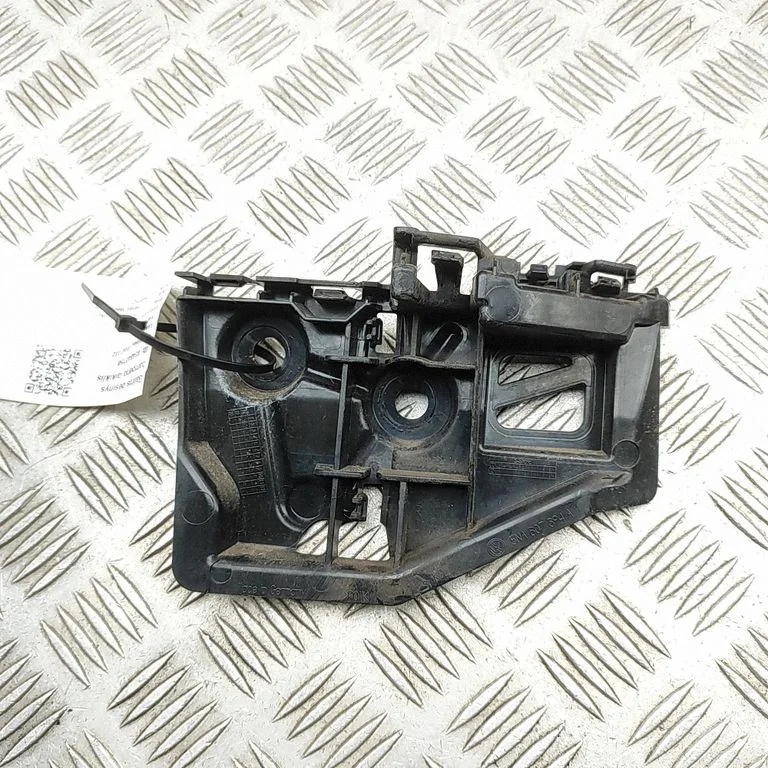 Aizmugurējā bufera turētājs 5NA807394A