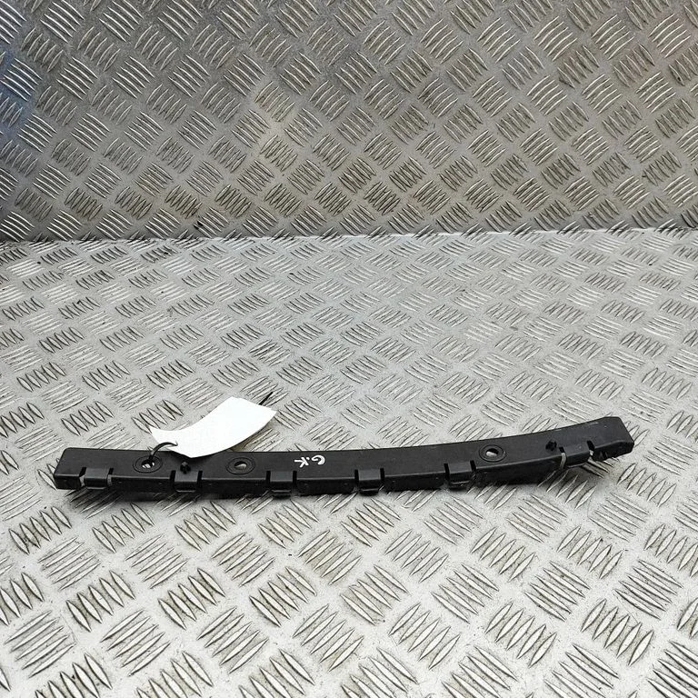 Rear bumper mounting bracket 69769300