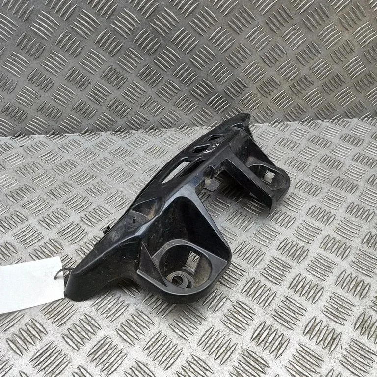 Rear bumper mounting bracket – Mercedes-Benz CLA-Class C117 X117 W117 (2013-2019)