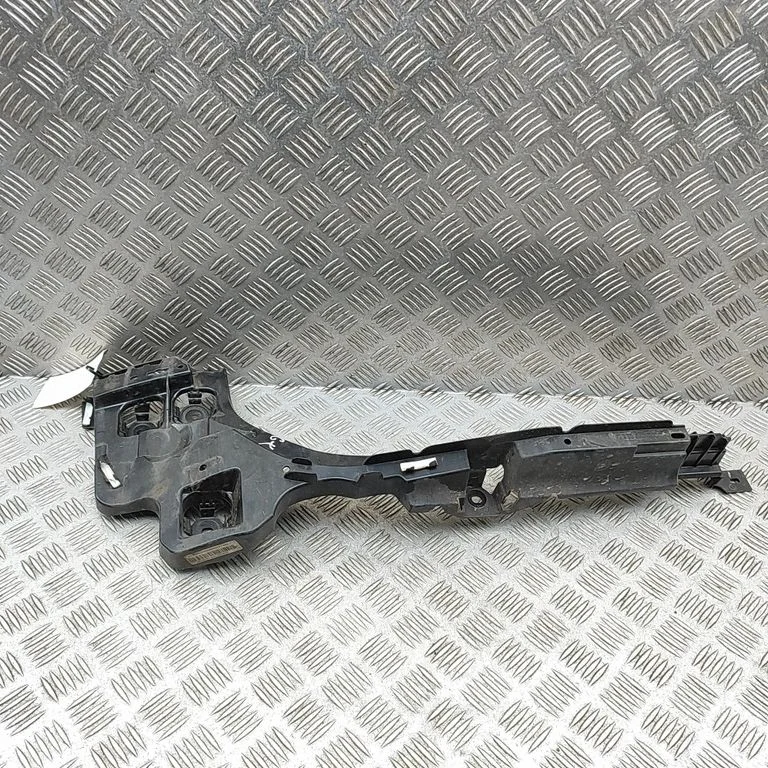 Rear bumper mounting bracket – BMW 3 Series G20 G21 (2019-)