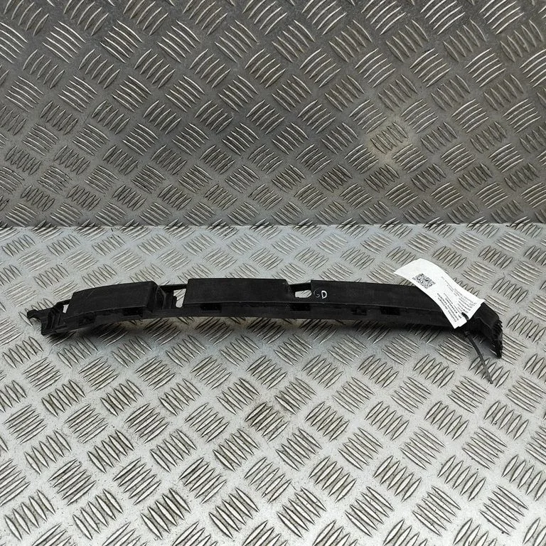 Rear bumper mounting bracket 86652AT000