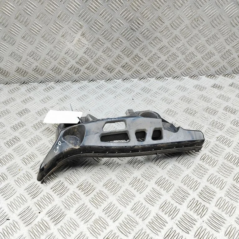 Aizmugurējā bufera turētājs A1178850865
