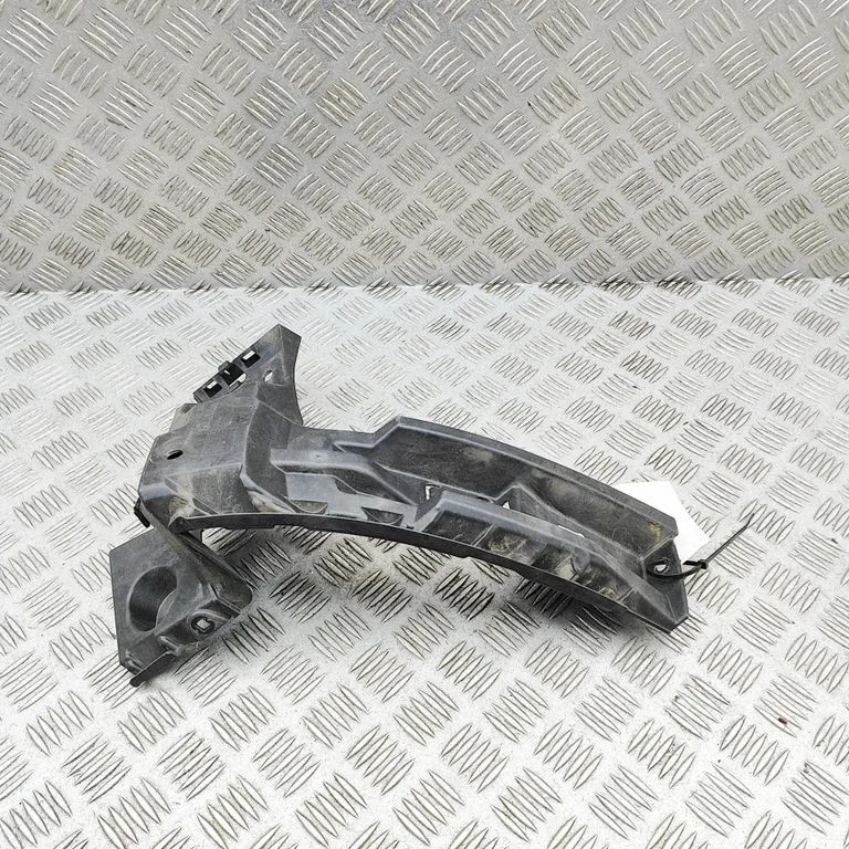 Aizmugurējā bufera turētājs – Porsche Cayenne (9Y0 9Y3) (2018-)