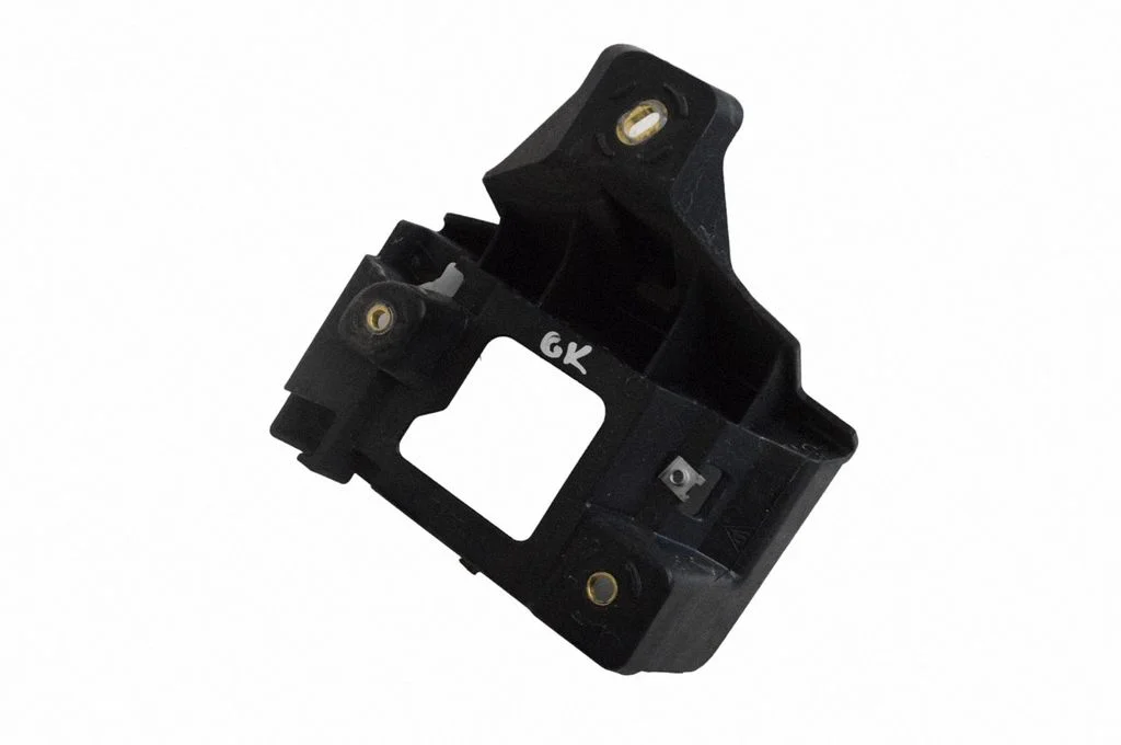 Rear bumper mounting bracket 97061887051