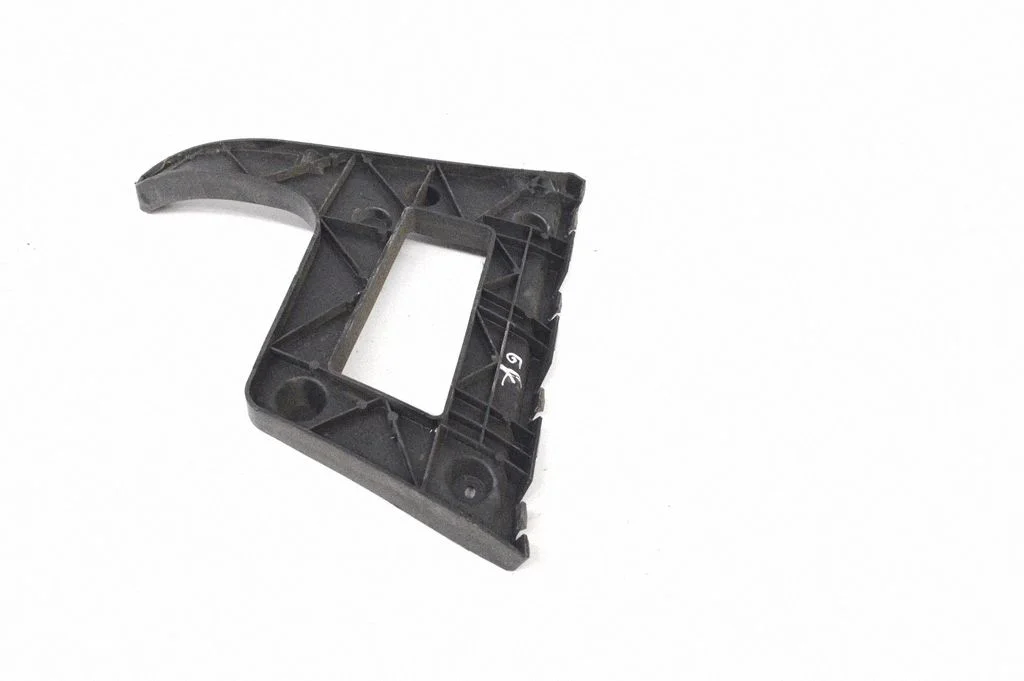 Rear bumper mounting bracket – Audi A5 Sportback 8TA (2009-2016)