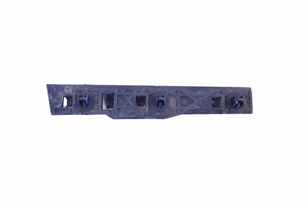 Rear bumper mounting bracket – Audi A7 S7 4G (2011-2017)