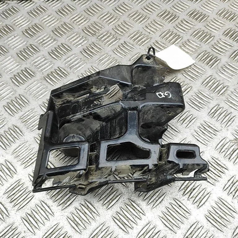 Aizmugurējā bufera turētājs 5LG807394A