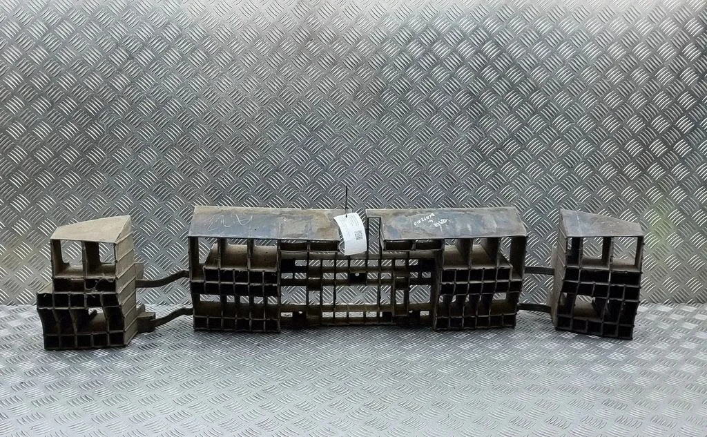 Aizmugurējā bufera turētājs 16514312