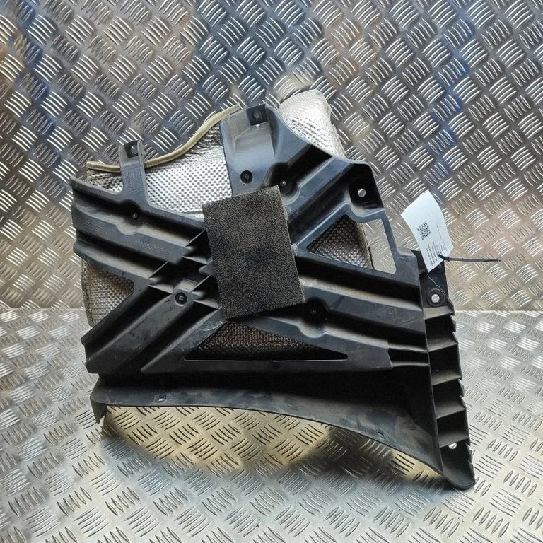 Rear bumper mounting bracket – Porsche 911 997 (2004-2013)
