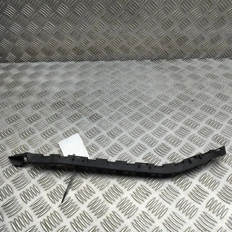 Aizmugurējā bufera turētājs A2048800830