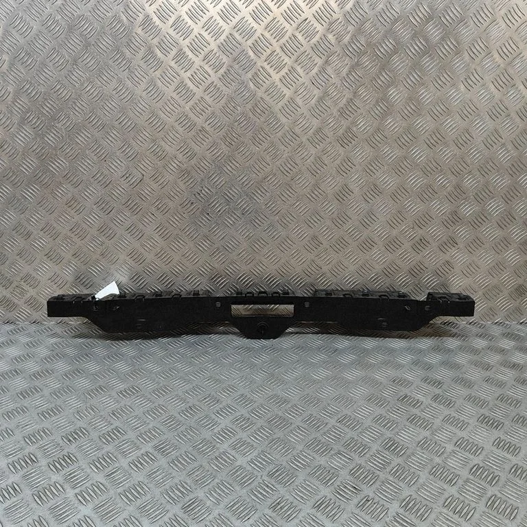 Rear bumper mounting bracket 850322812R