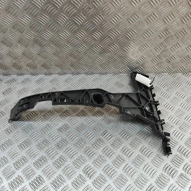 Rear bumper mounting bracket – Audi Q5 SQ5 FY (2017-2025)
