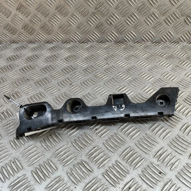 Rear bumper mounting bracket KD53502H1