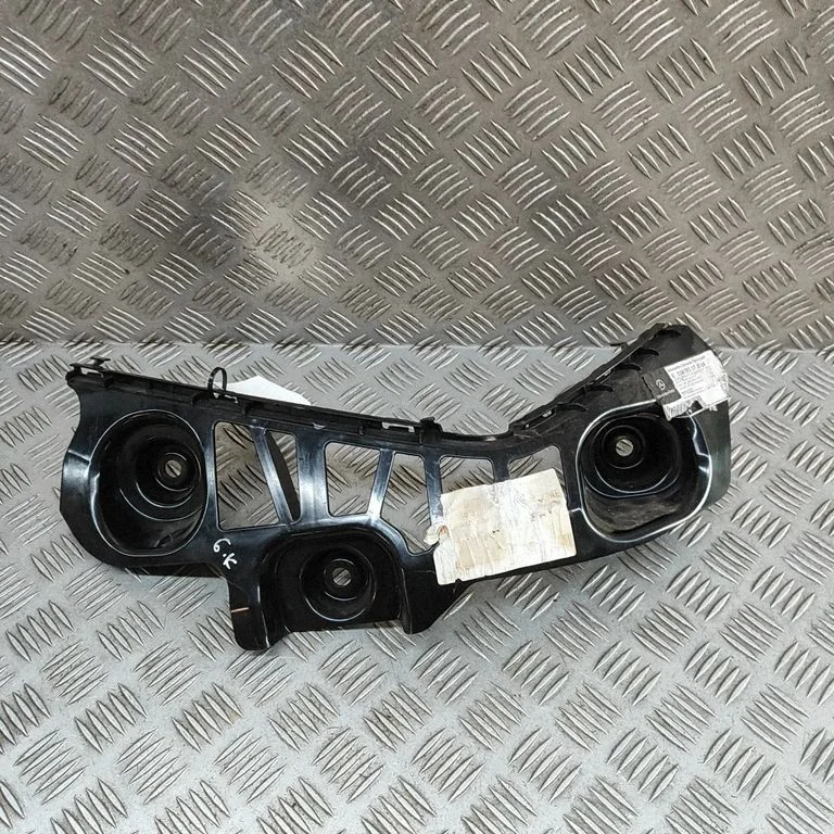 Aizmugurējā bufera turētājs A1188853700