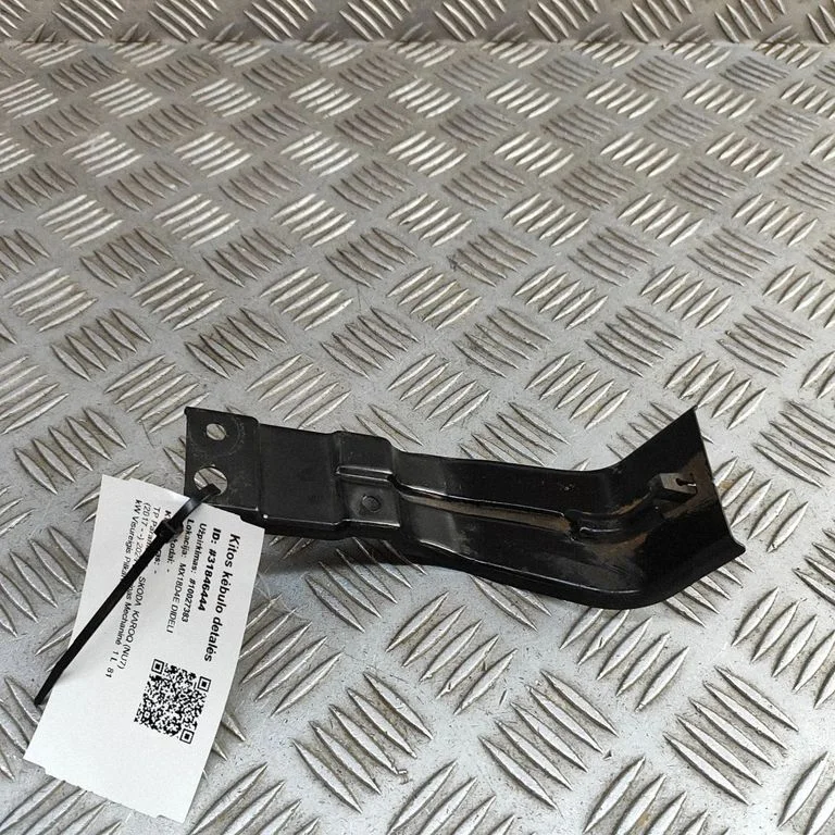 Aizmugurējā bufera turētājs 575807126A