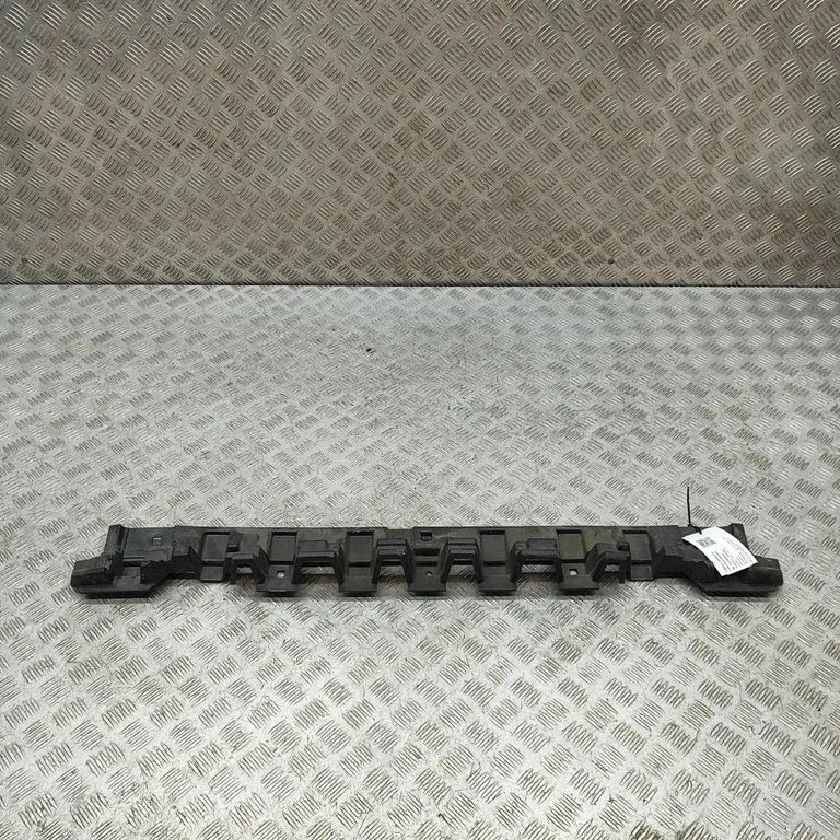 Rear bumper mounting bracket – Jaguar I-Pace (2018-)