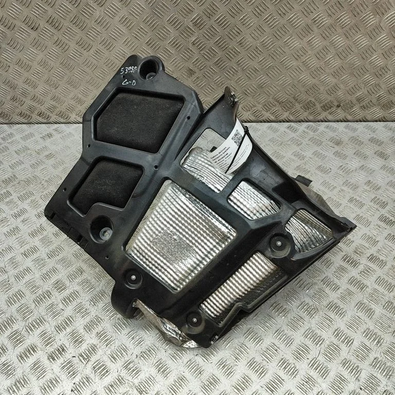 Aizmugurējā bufera turētājs 97050563202