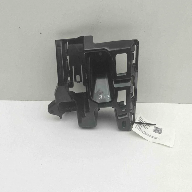 Aizmugurējā bufera turētājs 5LG807393A