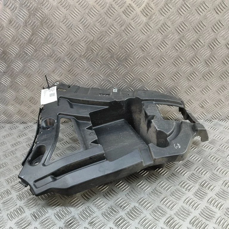 Aizmugurējā bufera turētājs 7210078