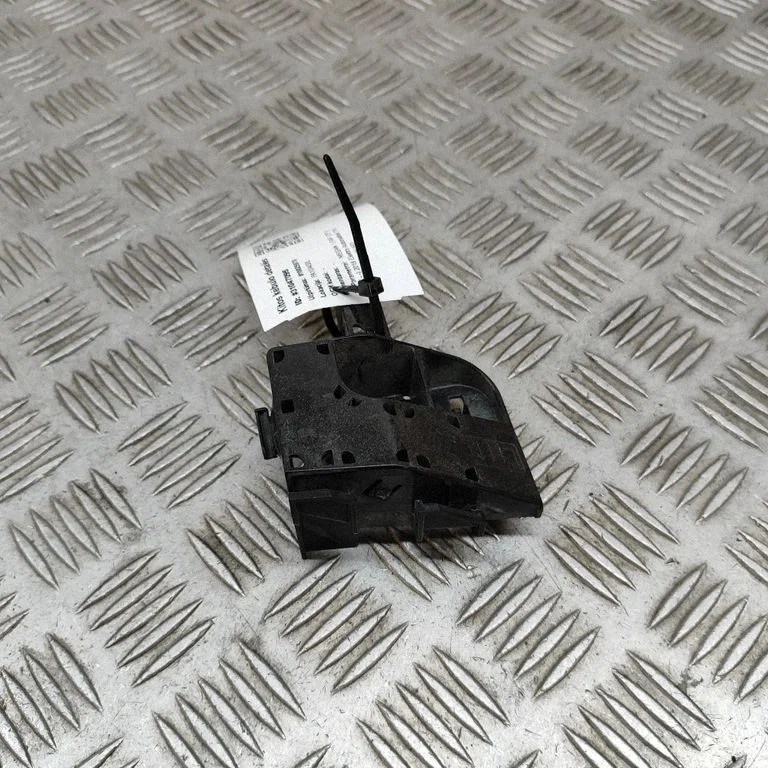 Aizmugurējā bufera turētājs 852295SH0A