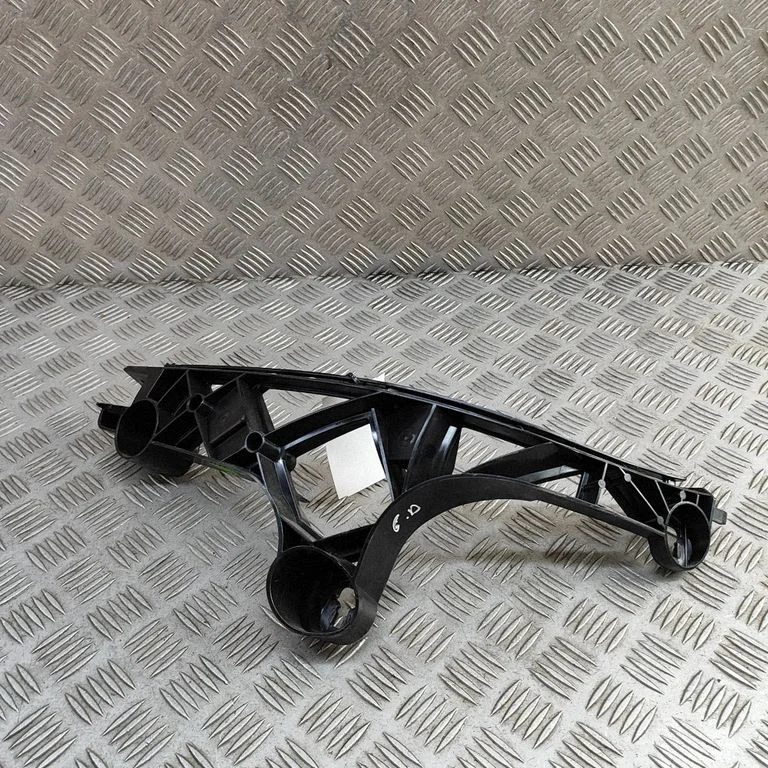 Rear bumper mounting bracket A1728856400