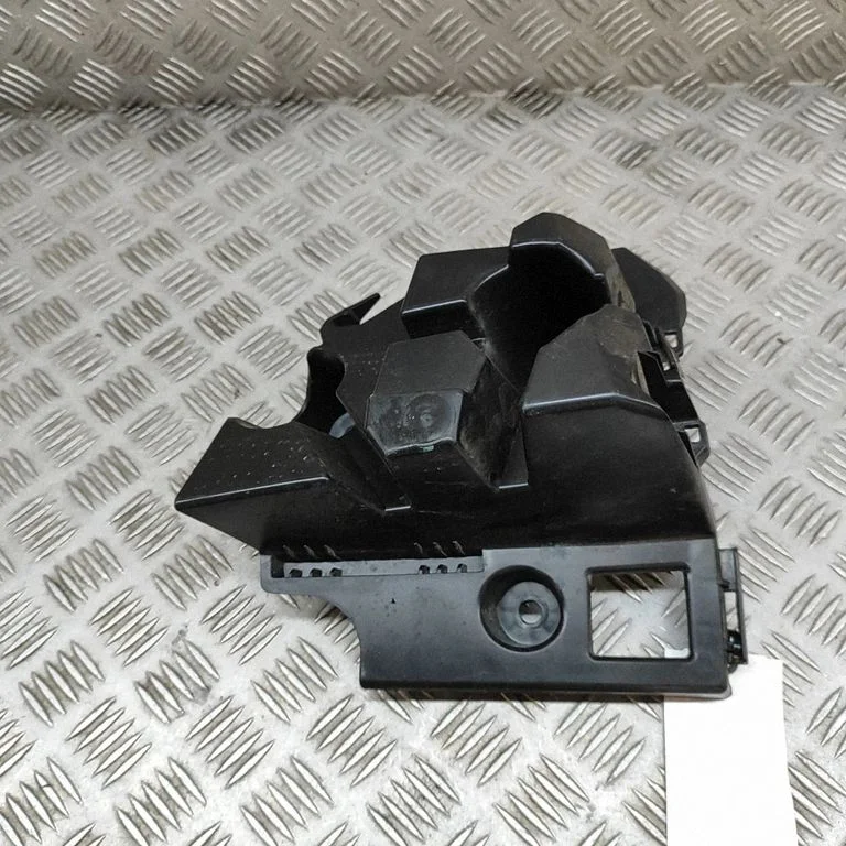 Aizmugurējā bufera turētājs 9839884280