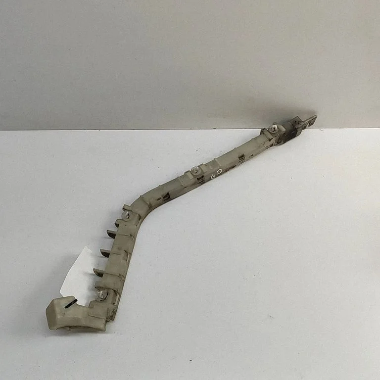 Rear bumper mounting bracket 96448143