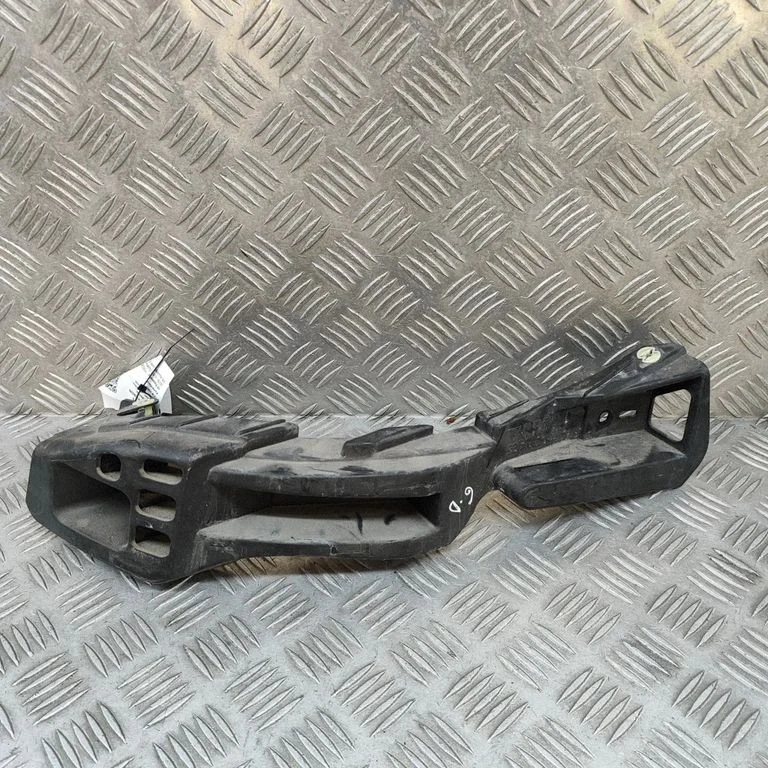 Aizmugurējā bufera turētājs 7P5807394A