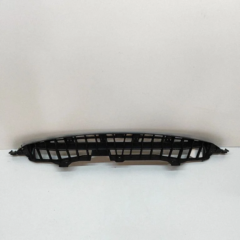 Rear bumper mounting bracket DK6217B861AB