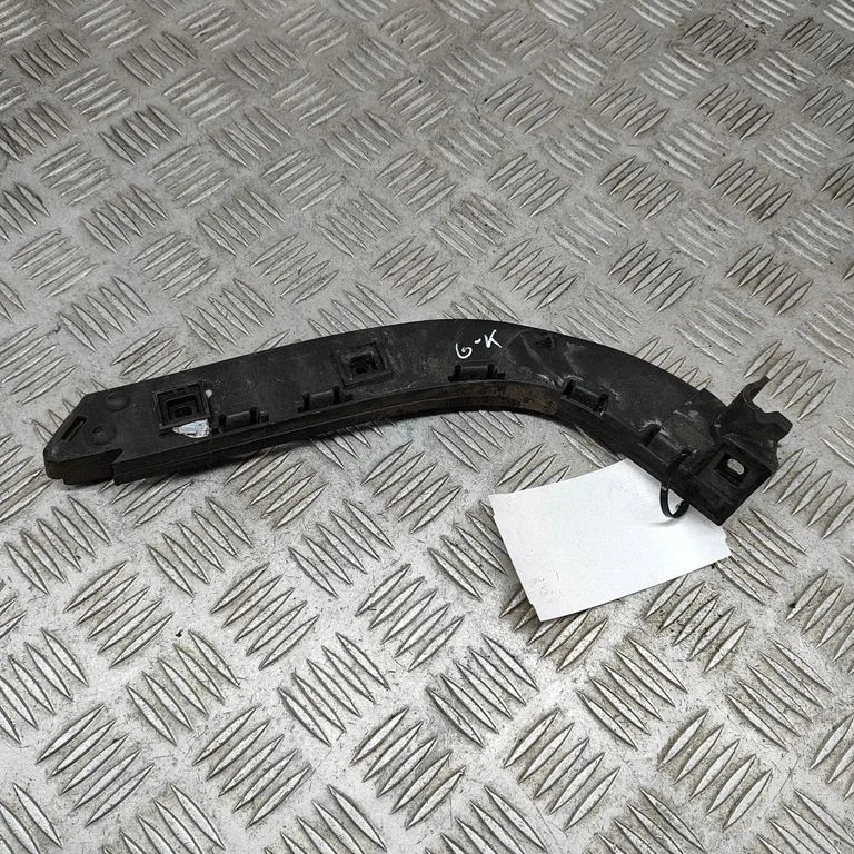 Aizmugurējā bufera turētājs 30676205