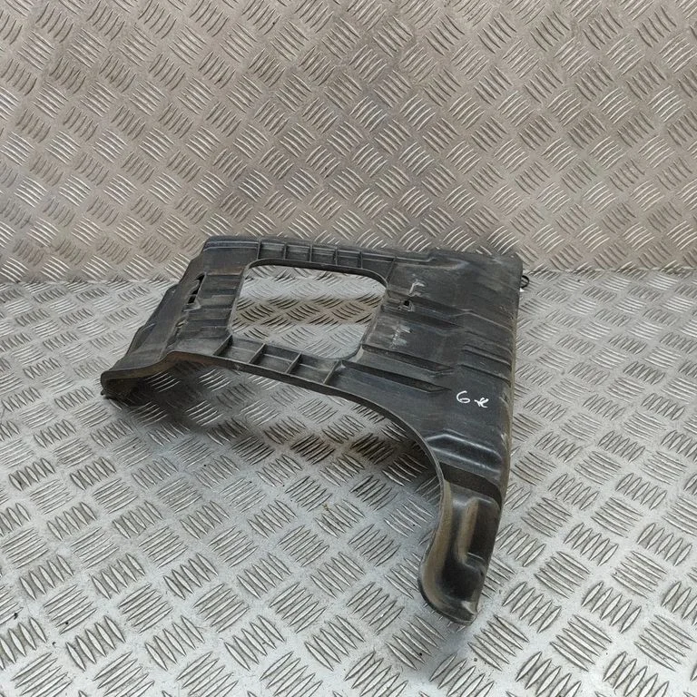 Aizmugurējā bufera turētājs 3400943