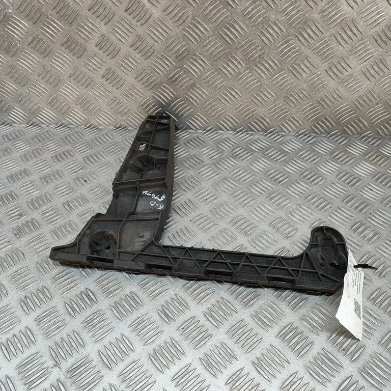 Rear bumper mounting bracket – Audi A5 (2016-2024)