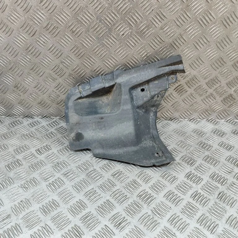 Aizmugurējā bufera turētājs 5259102260