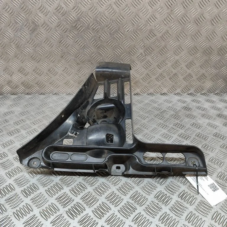 Mocowanie zderzaka tylnego – BMW Seria 6 E63 E64 (2002-2010)