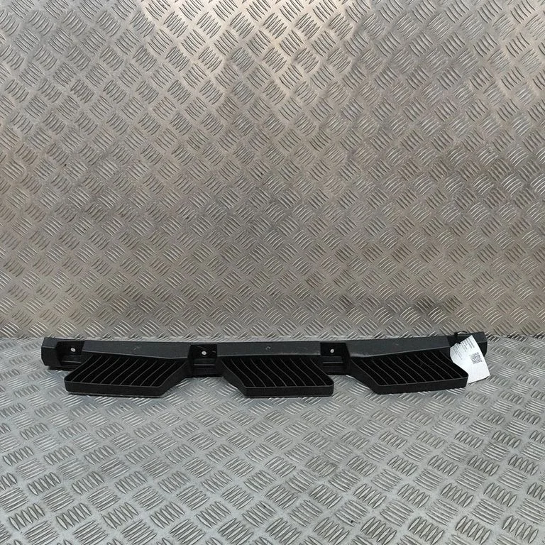Rear bumper mounting bracket – Volkswagen ID.3 (2019-)