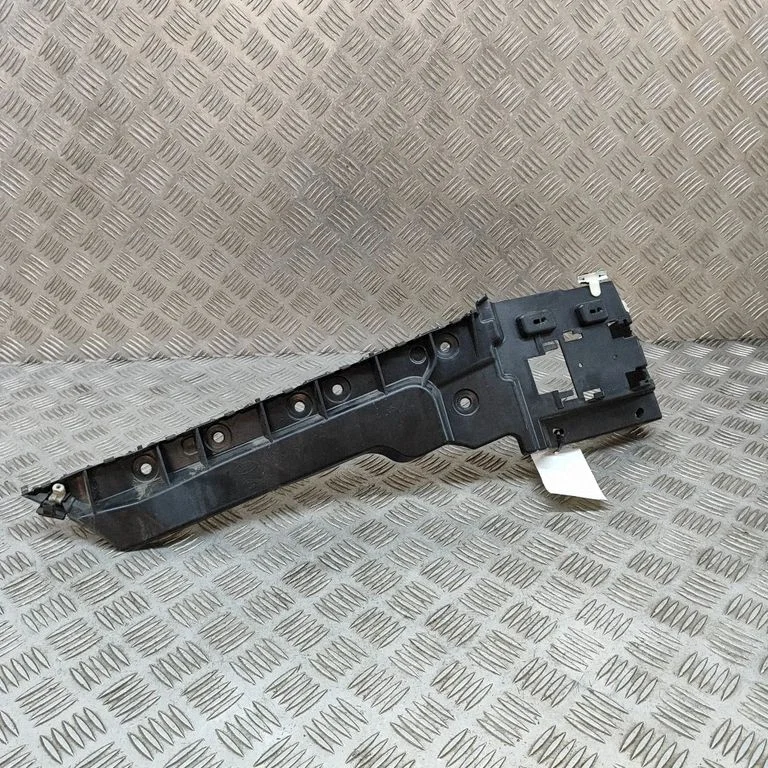 Aizmugurējā bufera turētājs KK6217A882AC
